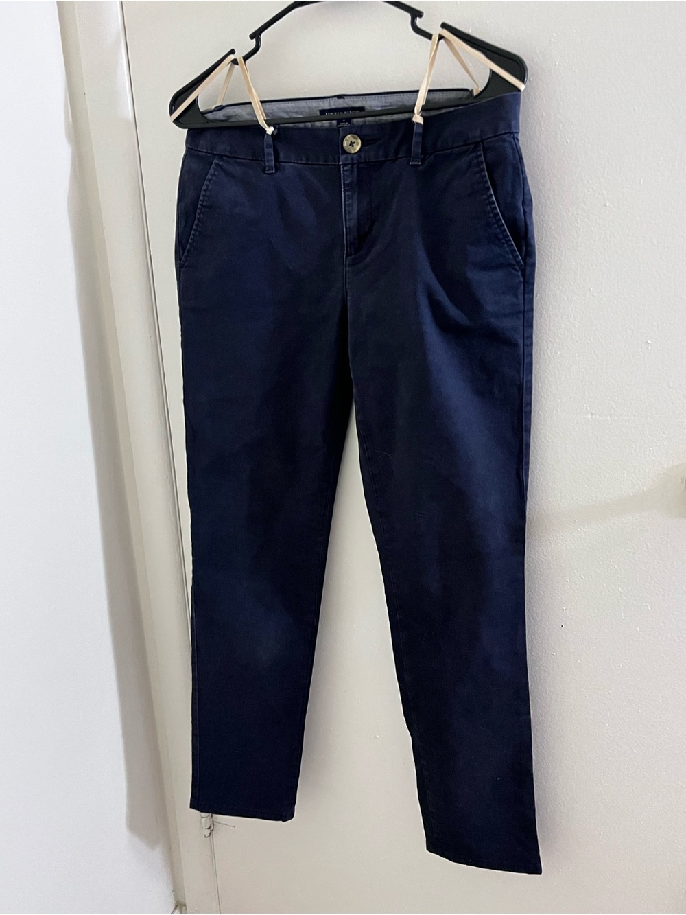 Tommy Hilfiger Women’s Navy Tapered Dress Pants 4 30” Waist 29” Inseam